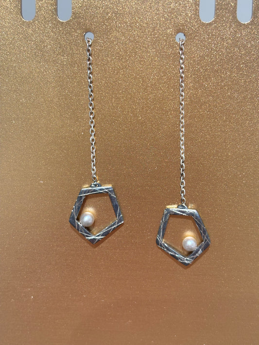 Mini pentagon threaders with pearls